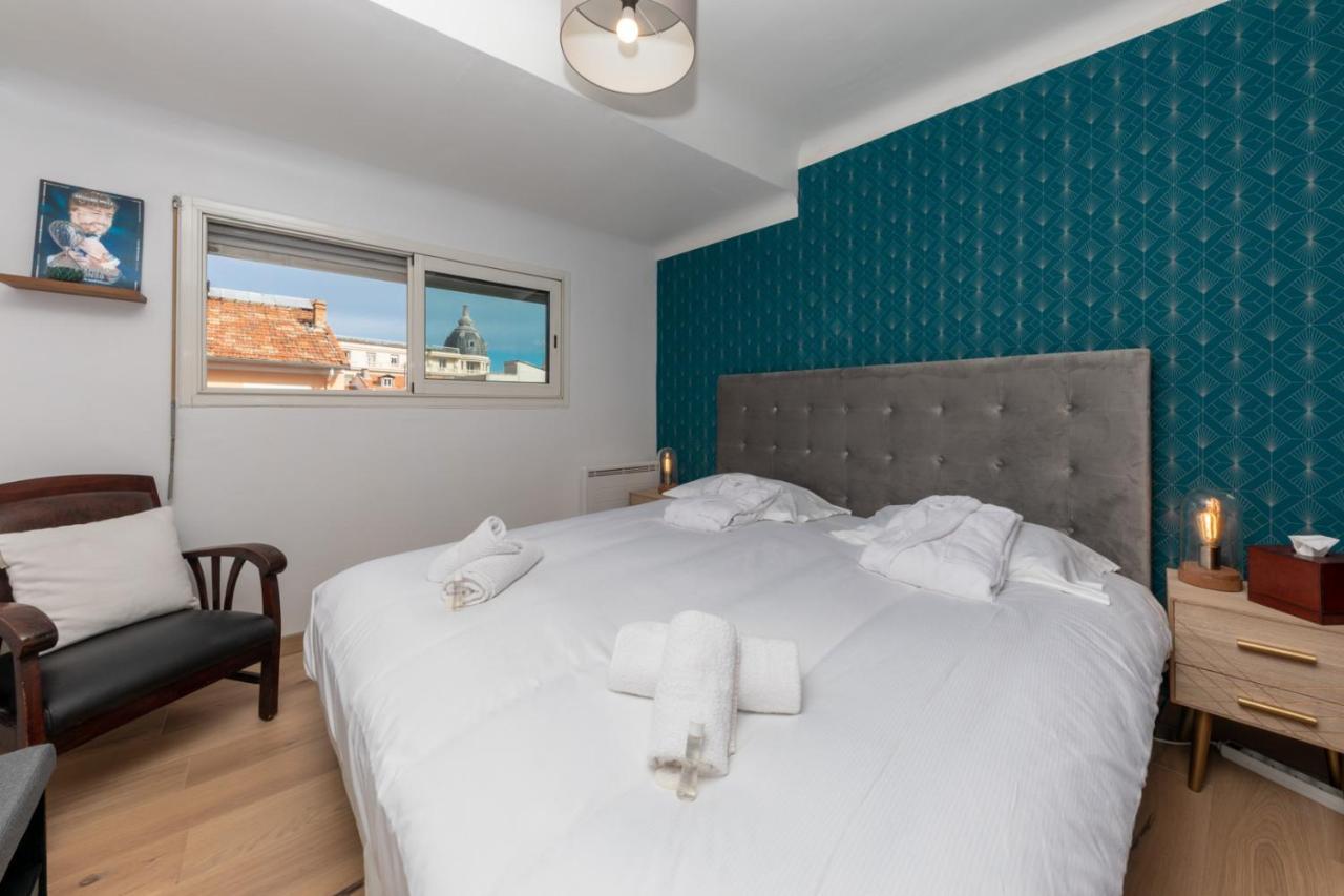 Belle surprise cœur de ville, cosy avec terrasse Cannes Extérieur photo